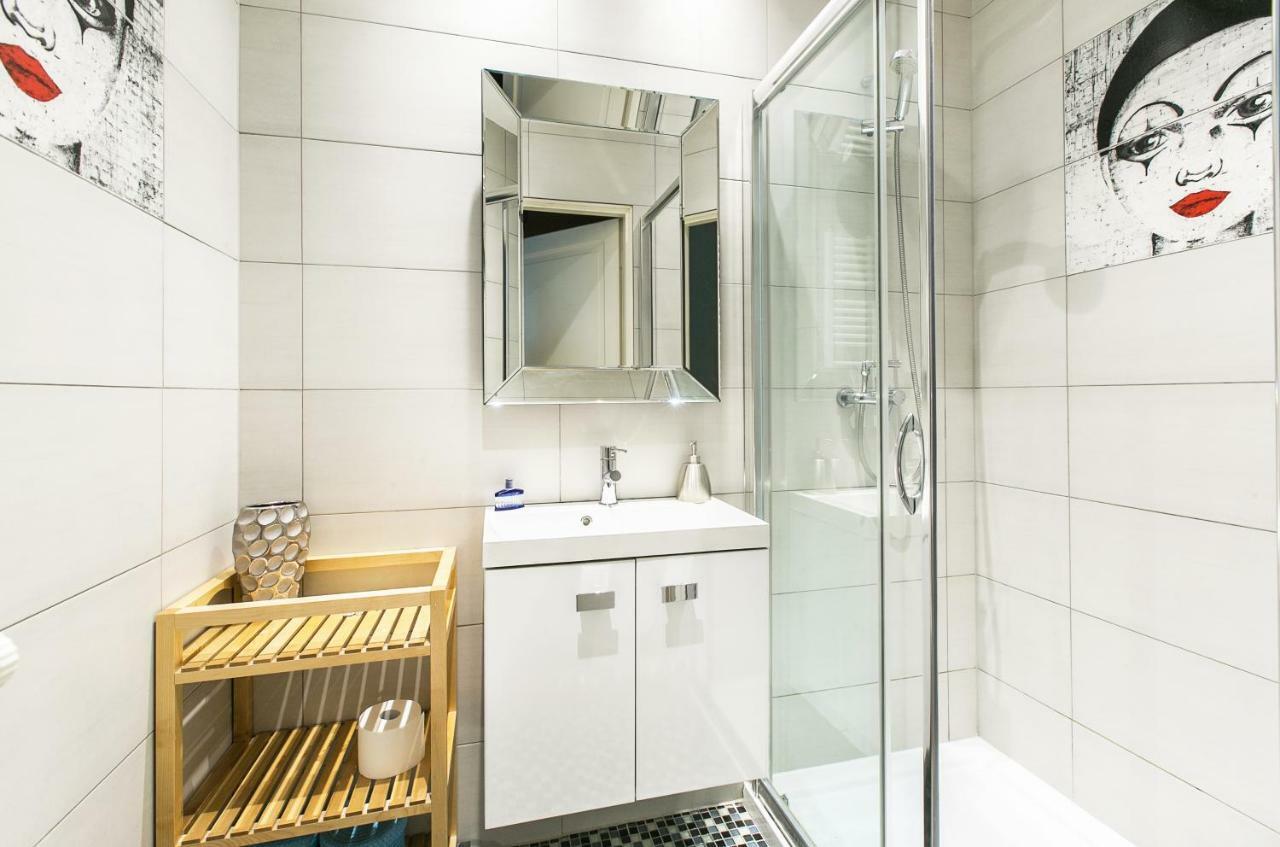 Old Town Brigue Apartment By Otium Cracovia Esterno foto