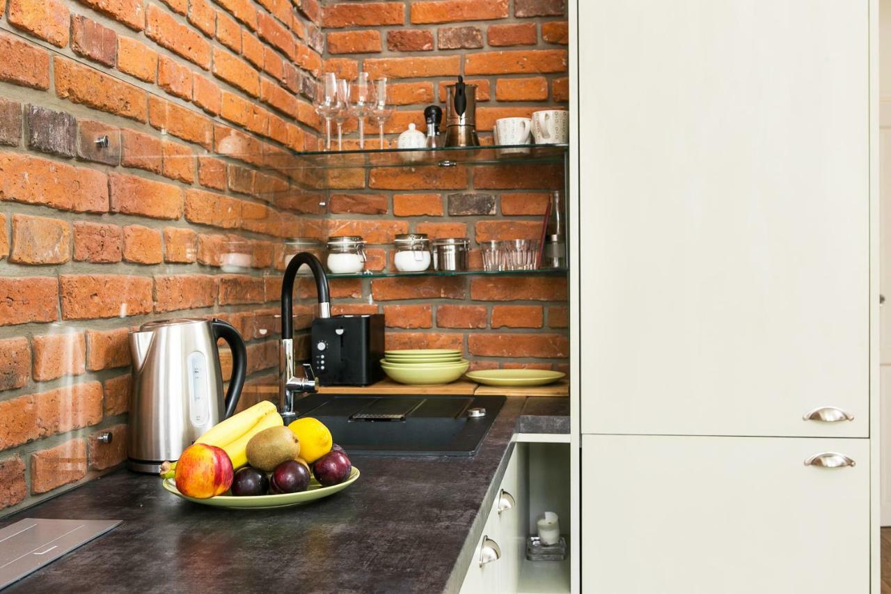 Old Town Brigue Apartment By Otium Cracovia Esterno foto