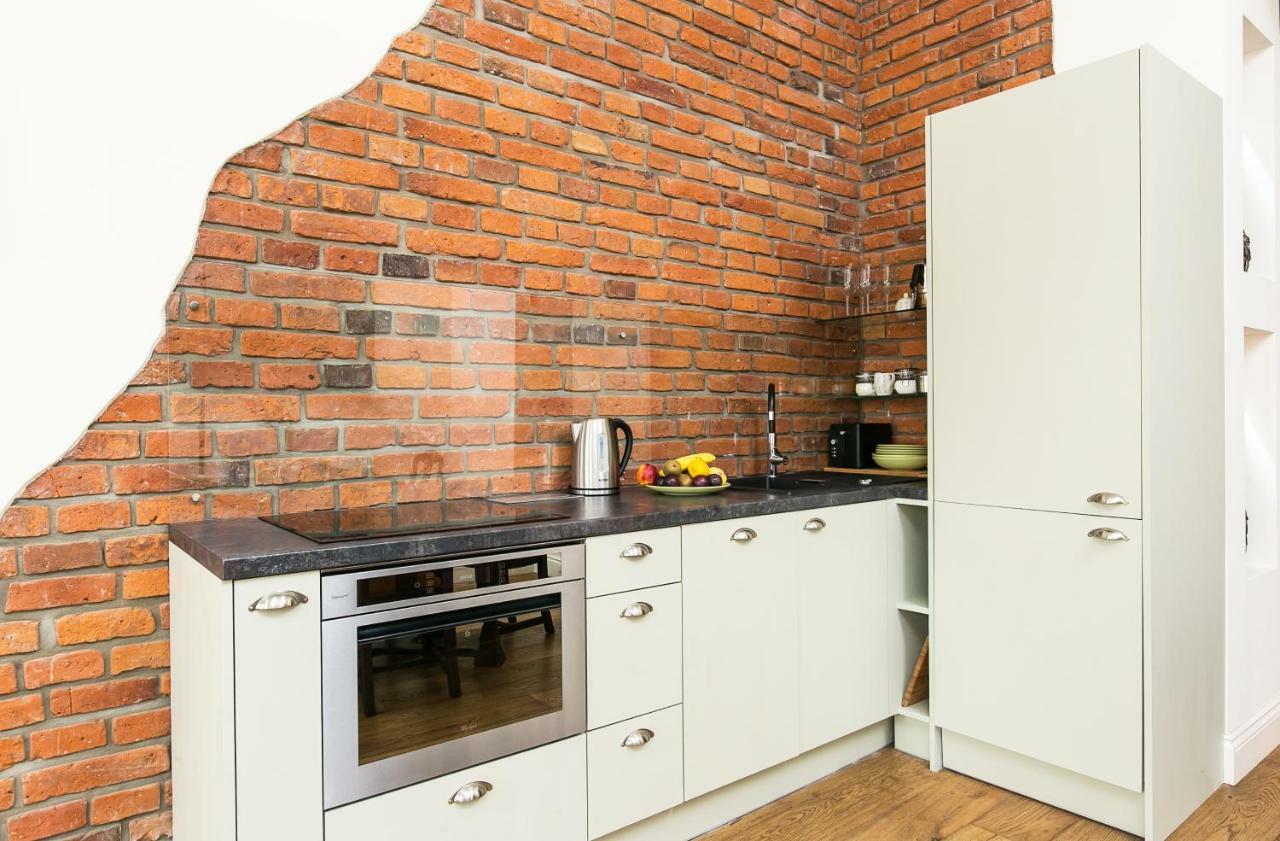 Old Town Brigue Apartment By Otium Cracovia Esterno foto